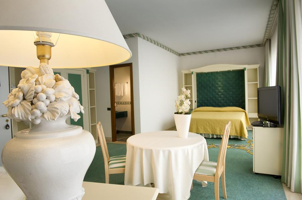 Aris Garden Hotel Casal Palocco Exterior foto